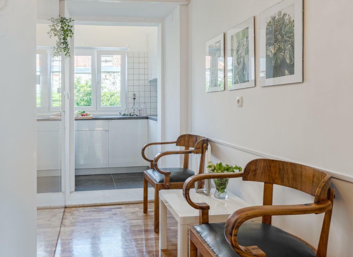 Markaat Apartment Pula Bagian luar foto