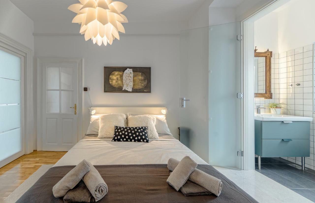 Markaat Apartment Pula Bagian luar foto