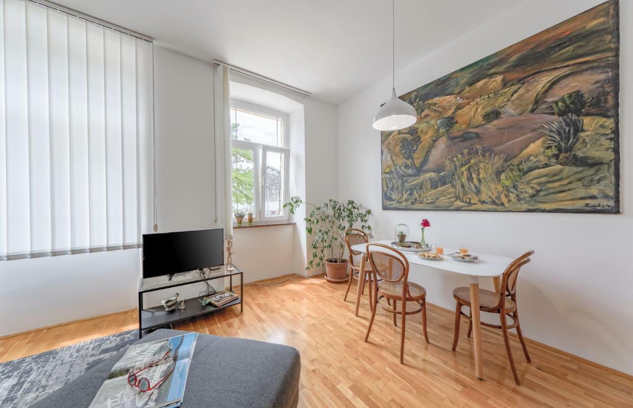 Markaat Apartment Pula Bagian luar foto
